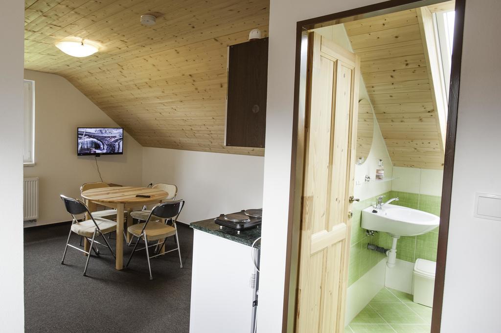 Penzion A Apartmany Skipark Hrabesice Krasne Luaran gambar