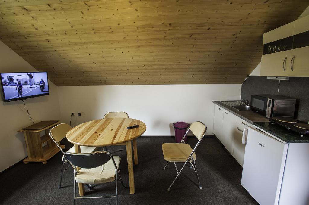Penzion A Apartmany Skipark Hrabesice Krasne Luaran gambar
